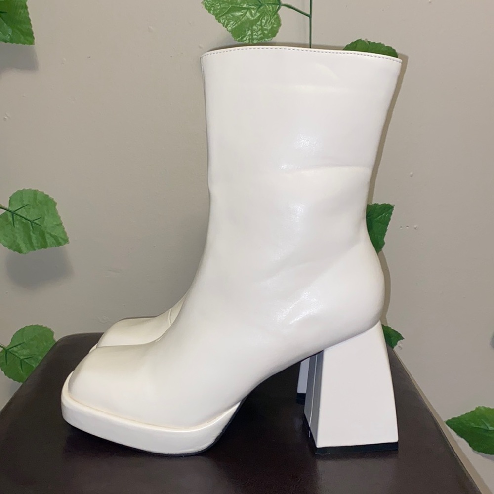 Chunky Heel Boot